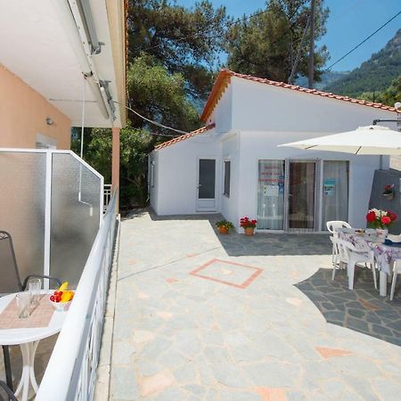 Pension Giannis Αdults Only Koinira Exterior foto