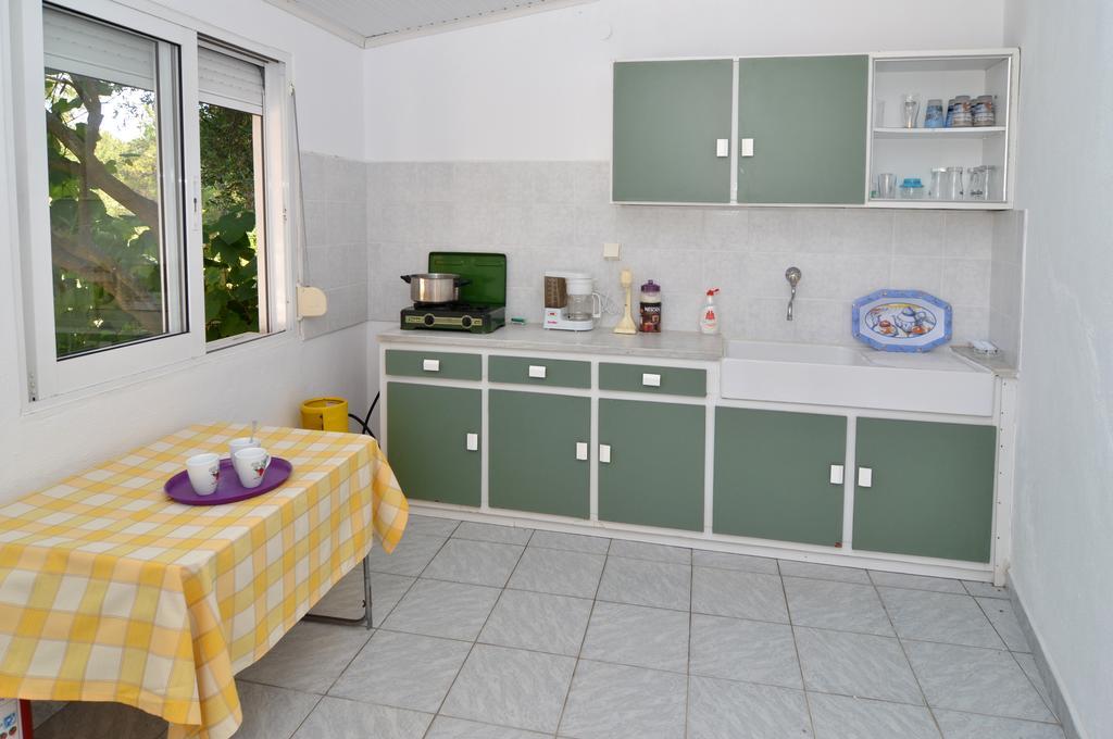 Pension Giannis Αdults Only Koinira Exterior foto