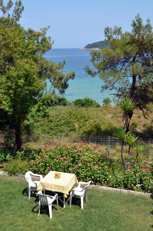 Pension Giannis Αdults Only Koinira Exterior foto