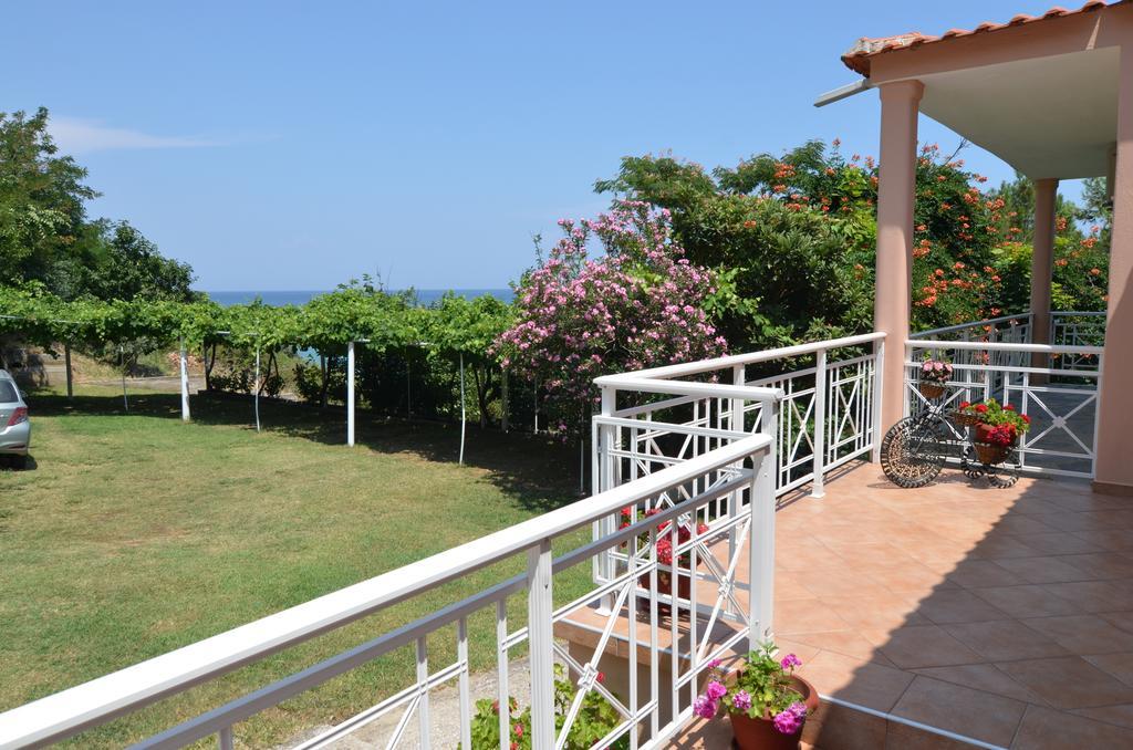 Pension Giannis Αdults Only Koinira Exterior foto