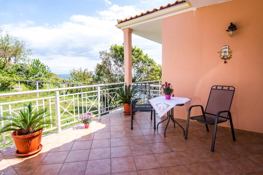 Pension Giannis Αdults Only Koinira Exterior foto