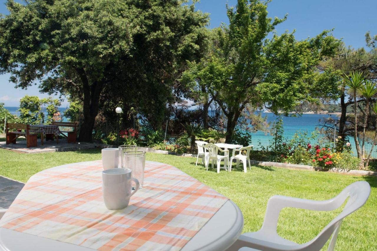 Pension Giannis Αdults Only Koinira Exterior foto